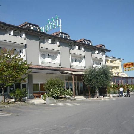 Hotel Filiberto Rimini Exterior foto